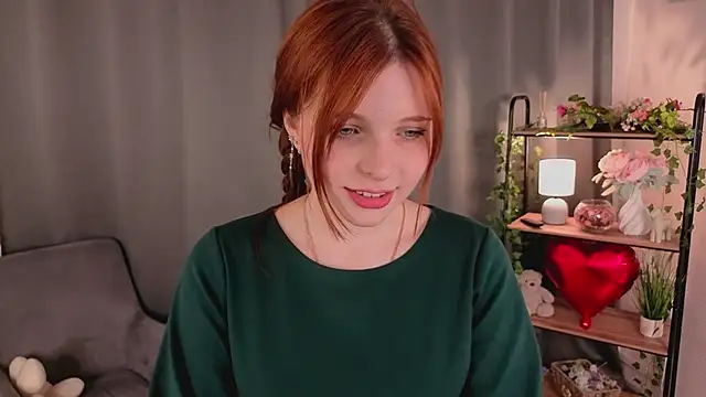 AnnieKim  online show from April 2, 4:37 pm