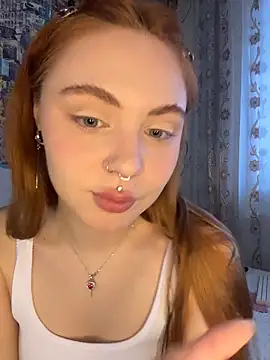 LunaMillie online show from April 4, 12:13 pm