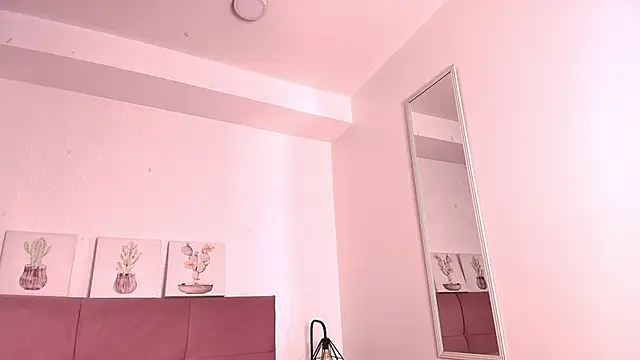 CamiilaGlow online show from September 24, 5:27 pm