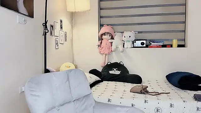 MaiLiiil online show from January 12, 1:38 pm