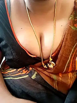 Snapshot of Geetha227 chatting on April 19, 12:15 pm Geetha227 online show from April 19, 12:15 pm