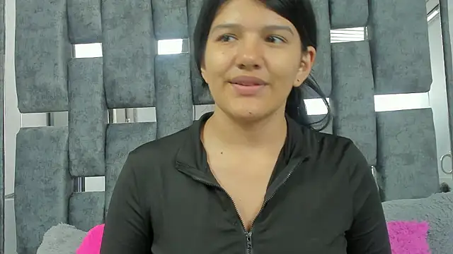 AANGELADIAZZ online show from January 17, 3:55 am