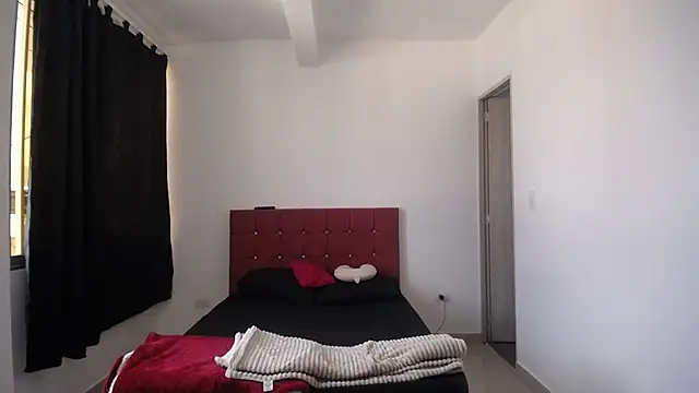 yohacriss online show from November 19, 3:34 pm