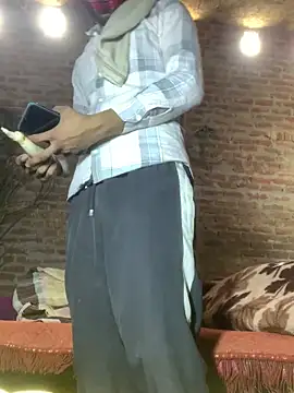 uniquesexyboy5689 online show from February 12, 6:08 am