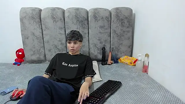 Bruno Cruzz online show from May 7, 2:28 am