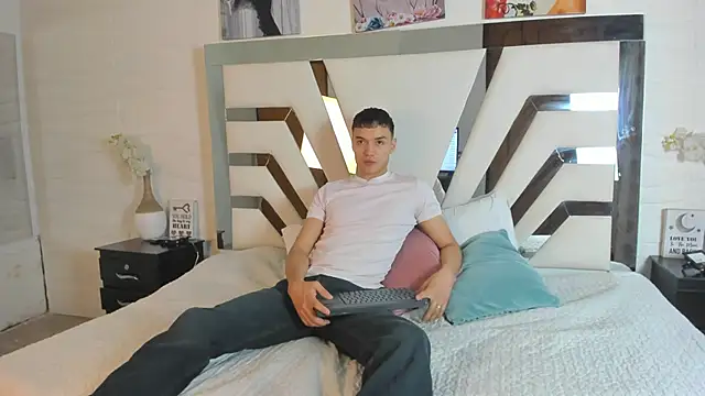 Jacksonflorez online show from September 29, 4:01 pm