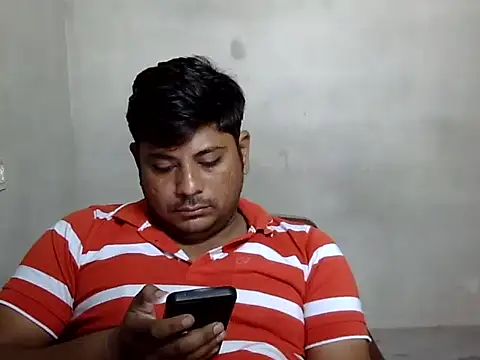 Snapshot of Ajmersingh335512 chatting on October 17, 7:33 am Ajmersingh335512 online show from October 17, 7:33 am