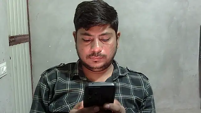 Ajmersingh335512 online show from April 22, 4:52 pm