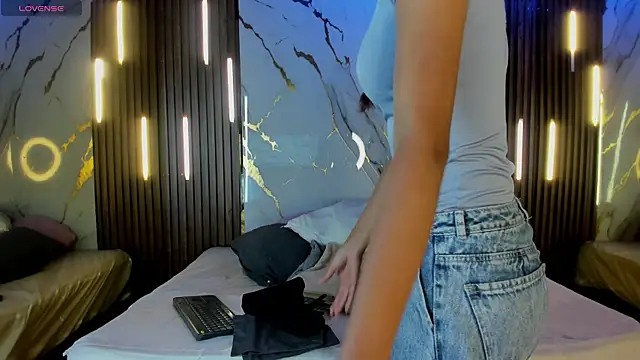 VictoriaDuart online show from November 9, 8:29 pm