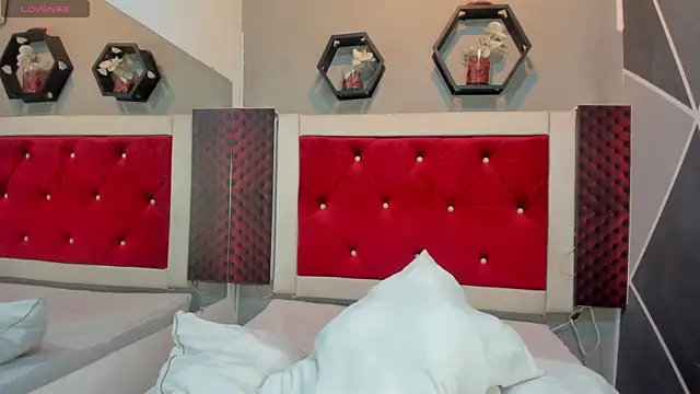 VictoriaDuart online show from January 9, 7:59 pm