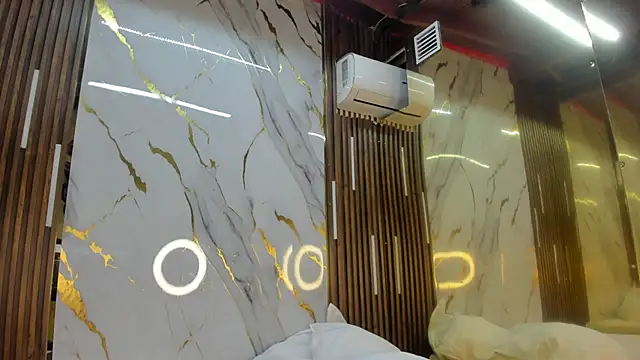 VictoriaDuart online show from April 10, 8:24 pm