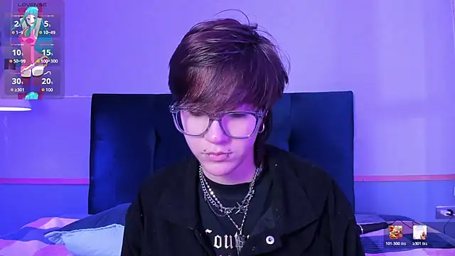 Tsuki Maru online show from March 8, 9:18 pm