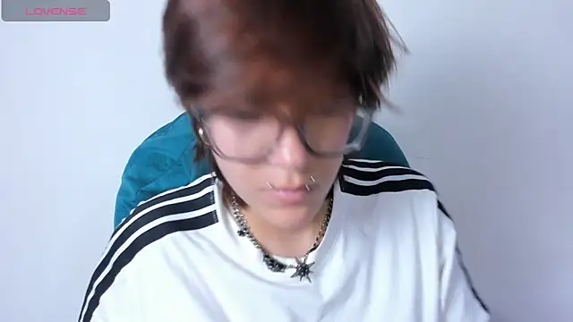 Tsuki Maru online show from April 5, 7:22 pm