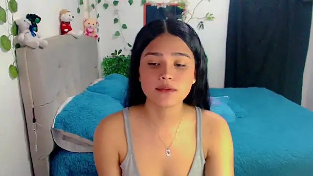 Chiara latina online show from September 22, 11:40 pm