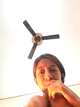 Evneet27 Saavu online show from February 12, 7:14 am