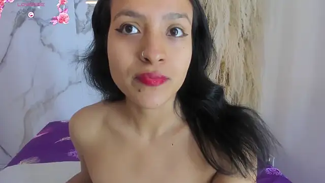 violettawatson online show from October 5, 1:09 pm