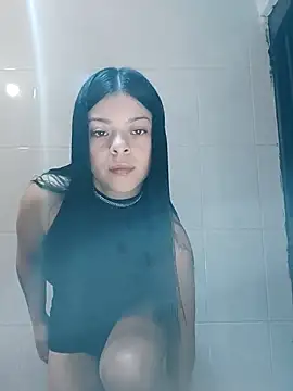 LunaJacobs online show from October 9, 3:54 pm