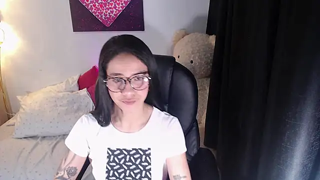 Ashley olivares online show from January 16, 4:55 pm