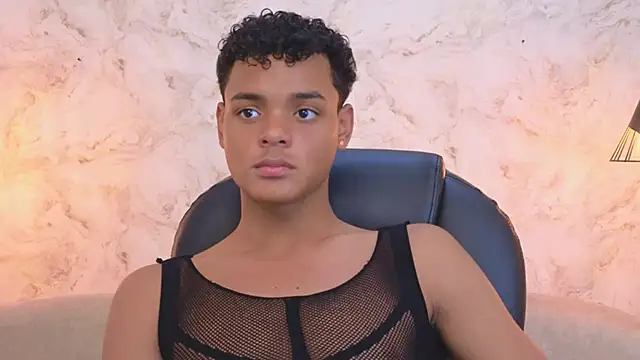 Valentino Thompson online show from October 20, 7:58 pm