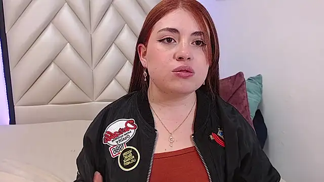 Snapshot of Vicluxxx chatting on November 11, 12:49 pm Vicluxxx online show from November 11, 12:49 pm