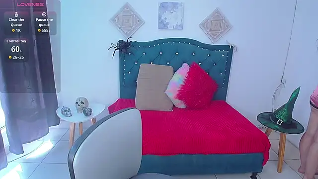 IamBunny f w online show from November 1, 1:35 pm