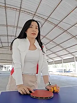 Snapshot of bingxin- chatting on May 12, 1:47 am bingxin- online show from May 12, 1:47 am