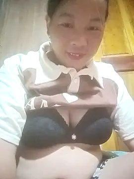 Snapshot of ningchun20 chatting on May 1, 10:58 pm ningchun20 online show from May 1, 10:58 pm