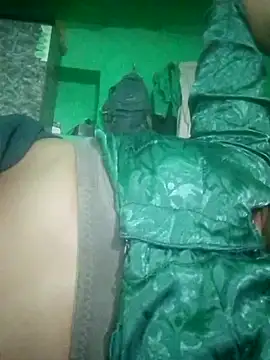 Snapshot of manish_hot473 chatting on September 18, 9:22 am manish hot473 online show from September 18, 9:22 am