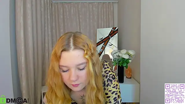 Brenda Puff online show from October 31, 12:44 am