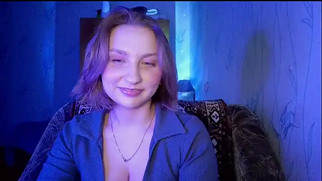 pr In cess  online show from November 7, 7:14 pm