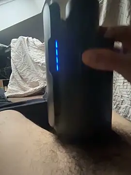 Snapshot of eltet12 chatting on November 2, 9:33 am eltet12 online show from November 2, 9:33 am