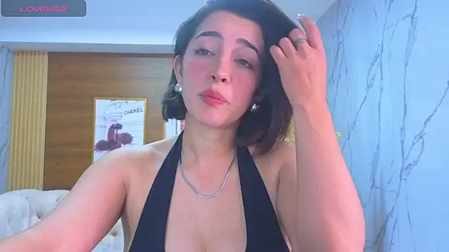 sara lopez s online show from August 5, 2:09 pm