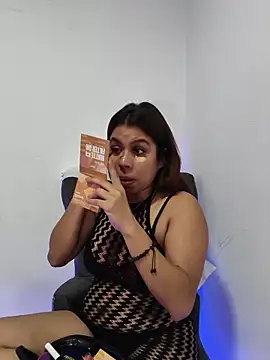 GabyMontenegro online show from February 17, 1:18 pm