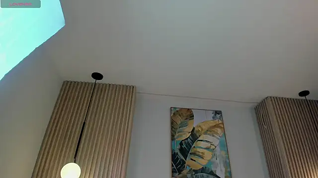 Mila Hank  online show from March 27, 12:16 pm