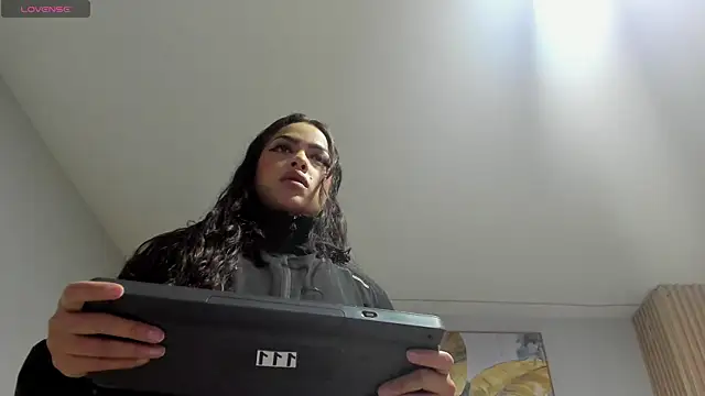 Mila Hank  online show from April 17, 12:19 pm