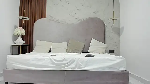 PamelaBonnet mml online show from February 25, 6:28 pm