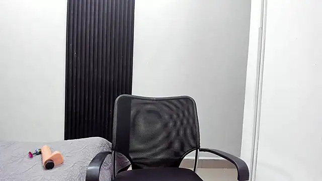 Sophia-thomson online show from September 10, 7:36 pm