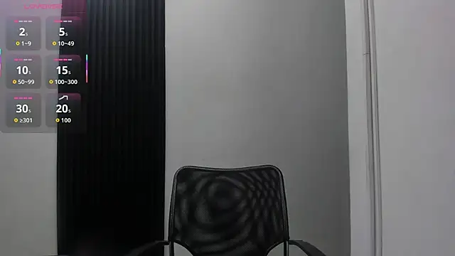 Sophia-thomson online show from October 1, 8:26 pm