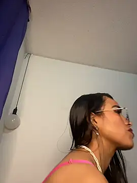 Snapshot of Mia_ferrari_1 chatting on September 28, 9:36 am Mia ferrari 1 online show from September 28, 9:36 am
