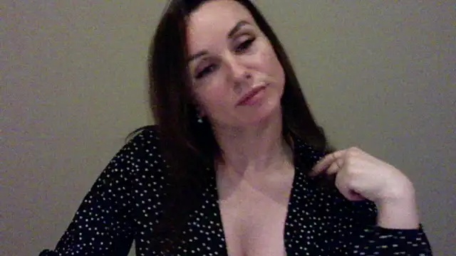 Snapshot of Justnani001 chatting on February 7, 10:02 pm Justnani001 online show from February 7, 10:02 pm