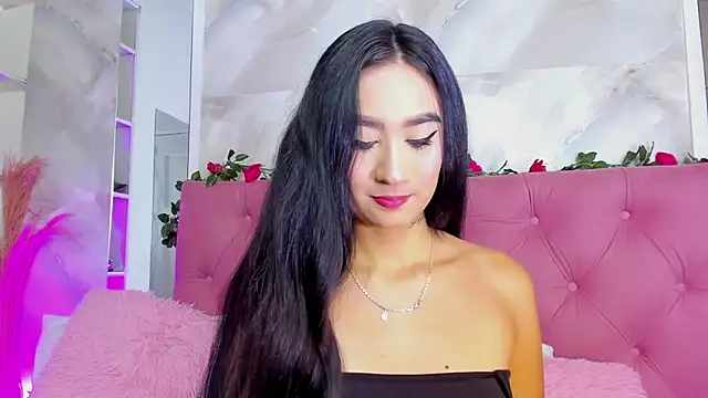 Nicolqueen  online show from October 21, 11:11 am