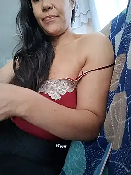 KittyHoleshot87 online show from April 10, 3:06 pm