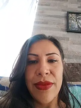 KittyHoleshot87 online show from April 13, 4:12 pm