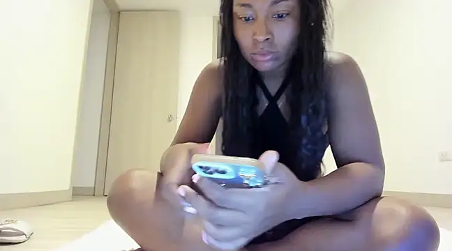 Meganbelford1 online show from February 9, 12:17 am