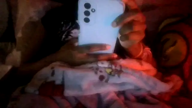 Snapshot of prettymaa chatting on October 22, 5:52 am prettymaa online show from October 22, 5:52 am