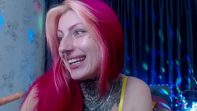 Nina Blum  online show from October 27, 6:28 am