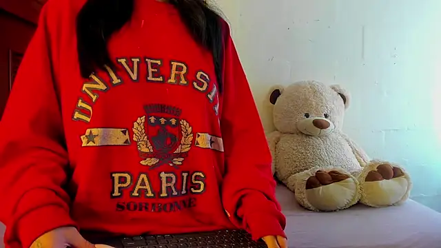 Snapshot of cold_snow013 chatting on October 20, 1:44 pm cold snow013 online show from October 20, 1:44 pm