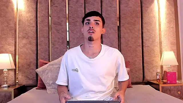 NikoStone  online show from March 27, 4:29 am