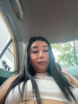 Sophie Dreamss online show from April 5, 8:17 pm