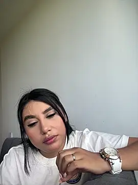 Sophie Dreamss online show from April 9, 8:14 pm